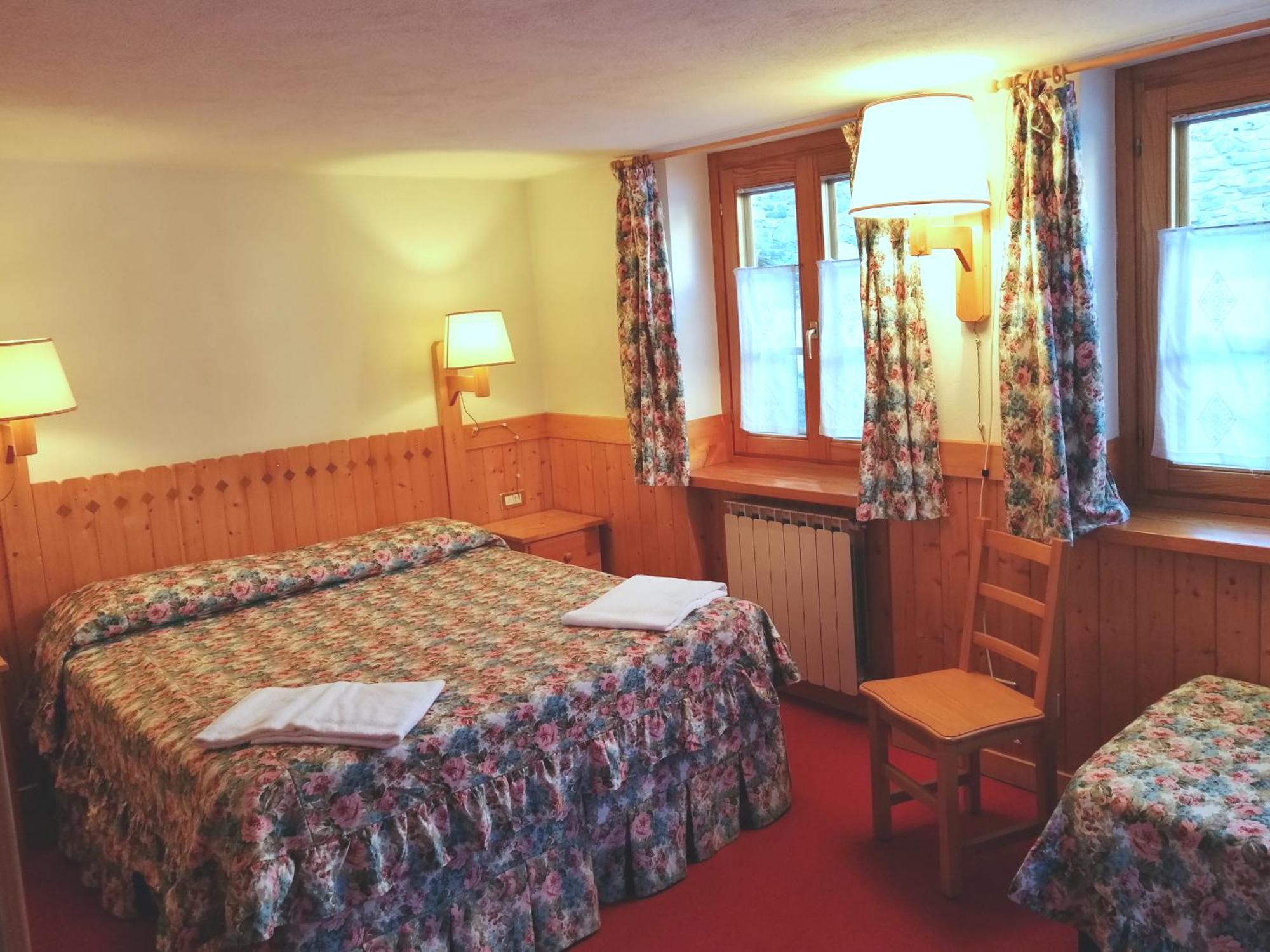 Hotel Locanda Grauson Конь Екстер'єр фото
